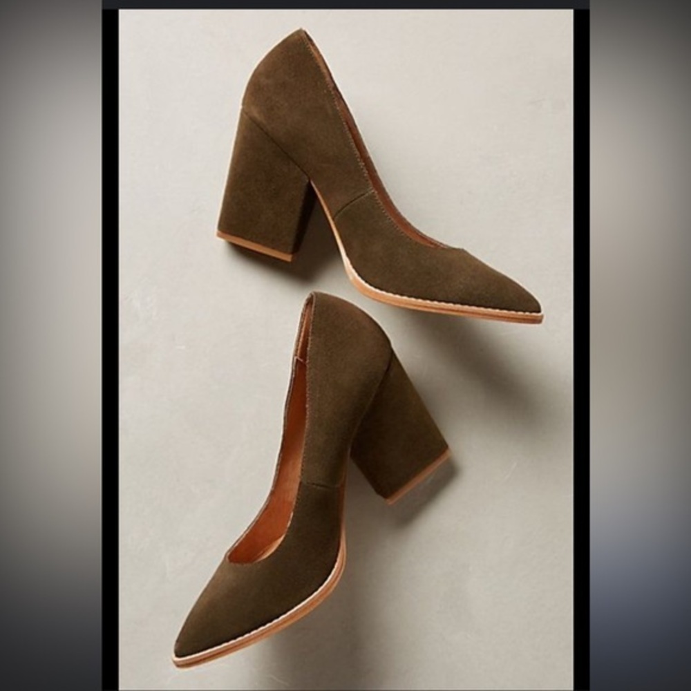 BETTYE MULLER Kitschy Pumps High Heels Shoes size 8.5 Anthropologie green suede